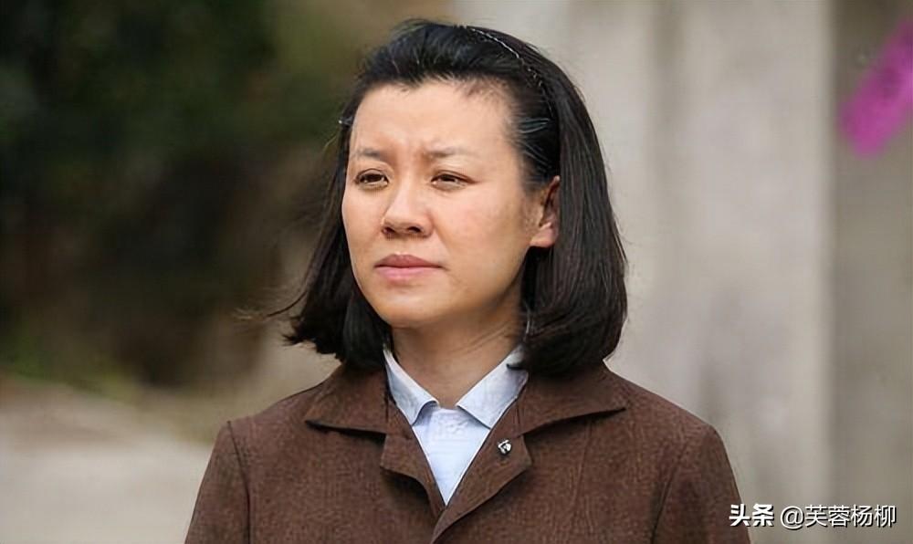 刘琳被大家称为"金牌绿叶演员",她能在各种影视剧中,自如行走.