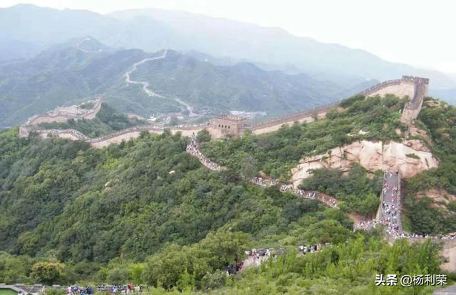 北京的长城作文2篇，介绍北京长城的满分作文（长城游记）