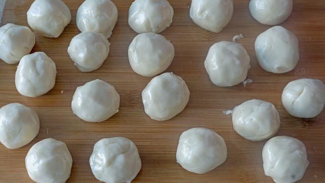 年夜饭怎么做炸货，过年吃的炸货（8道过年必备炸货）