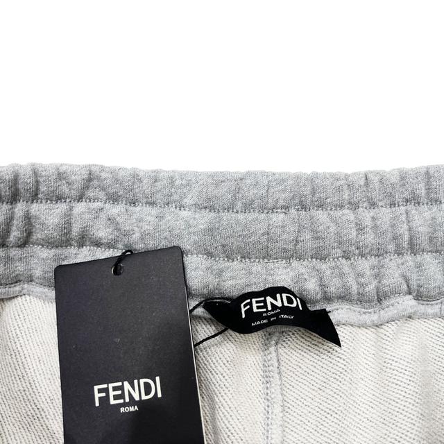 fendi小怪兽款衣服，22FW植绒小怪兽长裤坯布水洗手感看似简单的款式