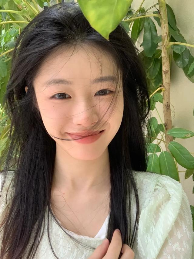 化妆品多少钱，化妆品一般多少钱（妆容攻略，如何打造纯欲风妆容）