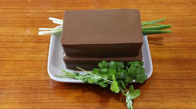 在家怎么做烧烤好吃又简单，烧烤摊必点的5道烧烤