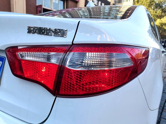 两万左右的二手车，两万左右省油二手车最佳推荐（两三万就能搞定的靠谱二手小车）