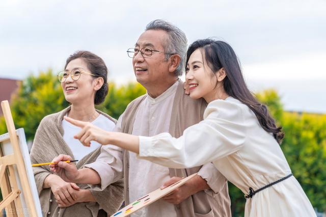 自己在家怎么祭奠父母，如何在家里正确的祭祖呢（为去世的父母唱首歌）