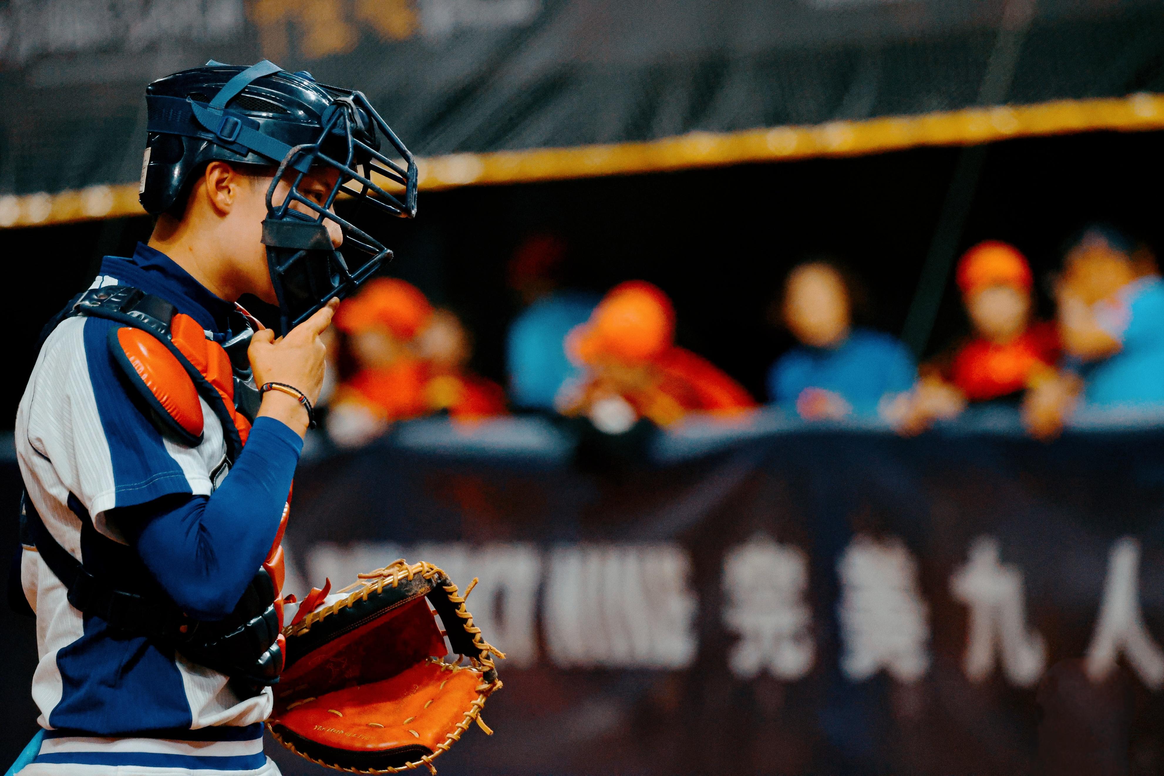 棒球运动员(你知道棒球特长生考核标准吗) - 青木春