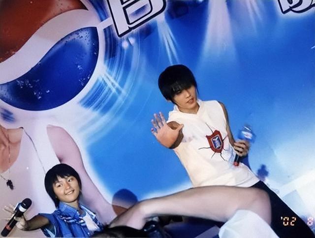 周笔畅的歌曲，17年后再看周笔畅（周笔畅的歌曲笔记不太好唱）