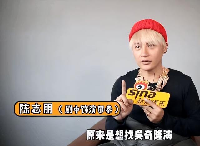 穿越之知画的新人生，穿越之知画的新人生免费阅读（为林心如穿过豹纹长袜）