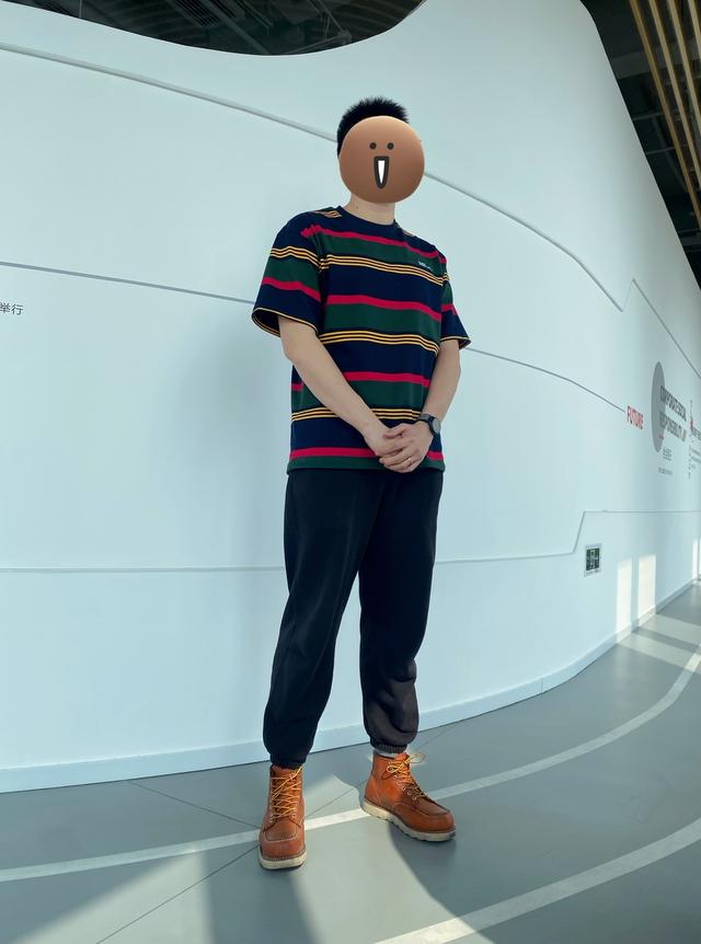 男士职业装的搭配，男士职业装搭配简述（职场男士到底穿什么）