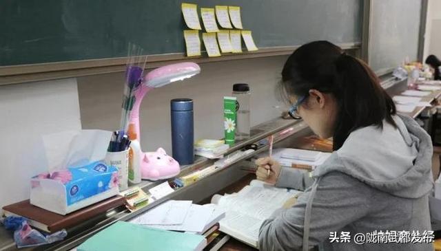 博士的学历和学位，博士是学历还是学位呢（“博士”和“博士后”）