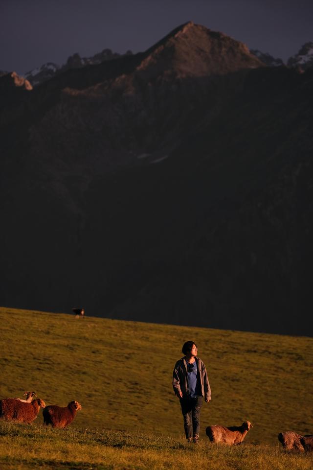 新疆日照时间多长，新疆日照时间长吗（新疆刷新了我的知识盲区）