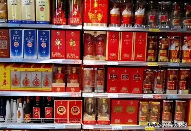 天之蓝42度多少钱一瓶，天之蓝多少钱一瓶42度价格表绵柔型（300元左右性价比最高的白酒）