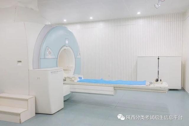 西安市所有五年制大专详细点，西安五年制大专有哪些（走进“省级示范院校”—西安医学高等专科学校）