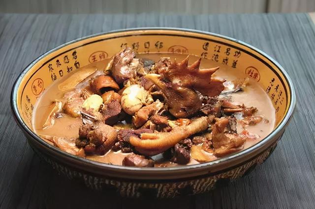 回锅鸡的制作方法，十五秒回锅鸡色泽酱红