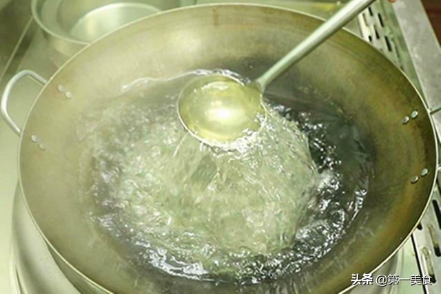 稀饭水和米的比例，喝了20年的小米粥