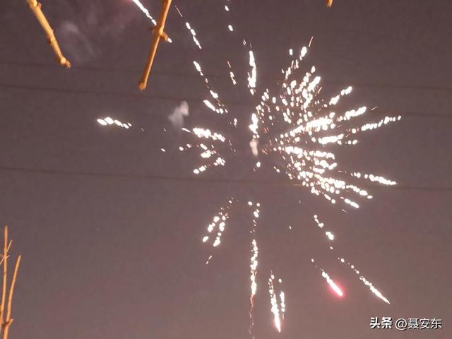 烟花爆竹全面禁燃之后，今年春节该怎么过（从禁燃烟花爆竹的后面）