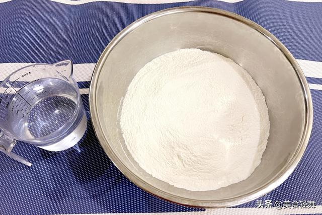 面饼怎么做又软又好吃，烙饼怎么做又软又好吃（最“忌揉面）
