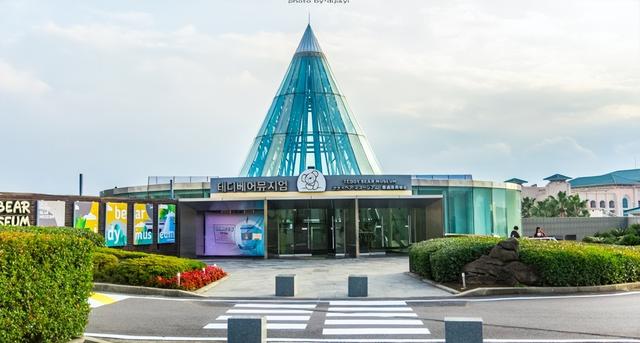 旅游的韩语作文，去韩国旅行的作文（韩国旅游——济州岛篇）