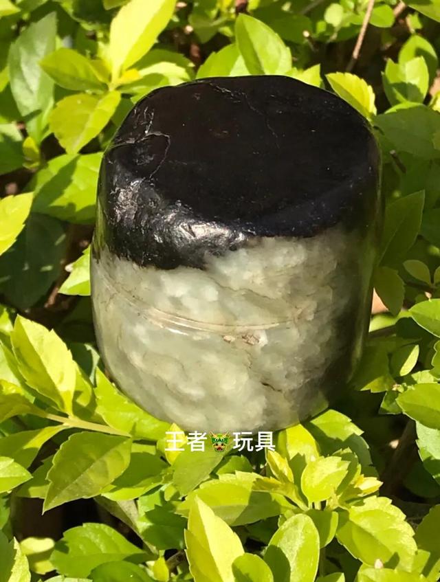 方解石玉是什么玉值钱吗，方解石玉值钱吗（王者玩具-不养人的8种玉）