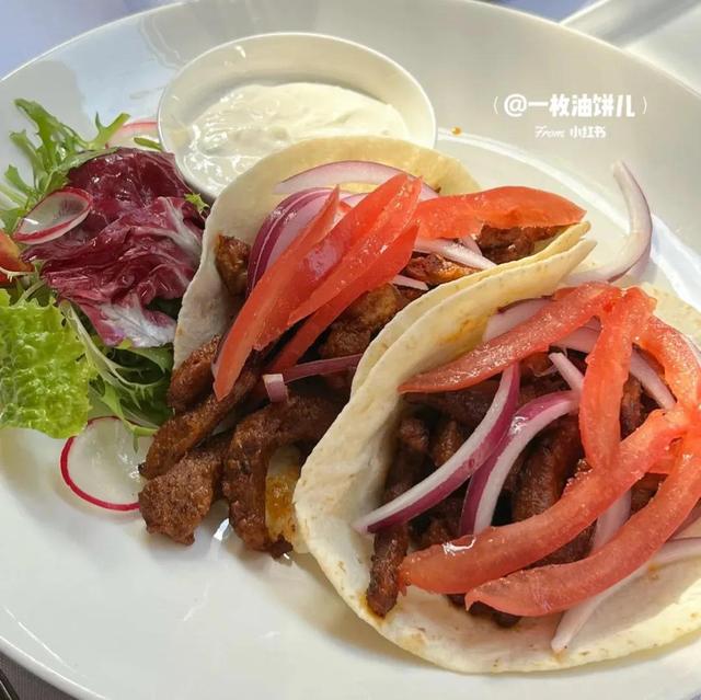 北京小吃一条街，北京有名的便宜小吃街推荐（在北京竟然能一条街吃遍全世界）