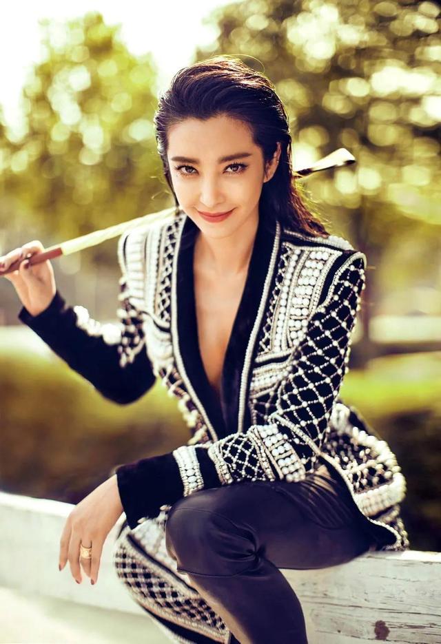 李冰冰个人资料简历，黑龙江省哈尔滨市美女李冰冰