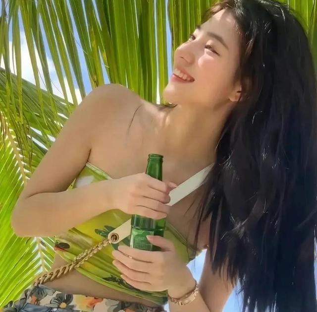 绿色小清新系列的qq女生头像  夏有森光暖无疑微信，绿色小清新系列的qq女生头像  夏有森光暖无疑（女生头像：夏日清新绿色系头像）