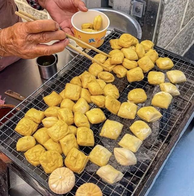 云南的特色美食有哪些，云南美食推荐：11种云南美食