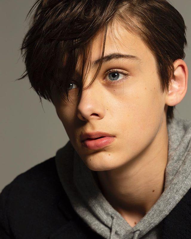 世界第一美少年，世界美少年（12岁就被誉为“世界第一美少年”）