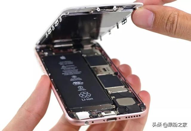 手机屏幕闪烁，手机屏幕闪烁出现竖条纹（iPhone出现这五个问题）