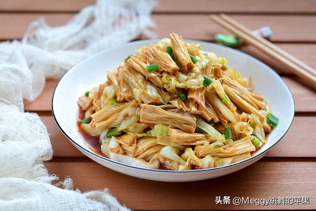 食堂小炒菜谱1000大全，学校食堂炒菜菜谱（端上桌全是抢手菜）