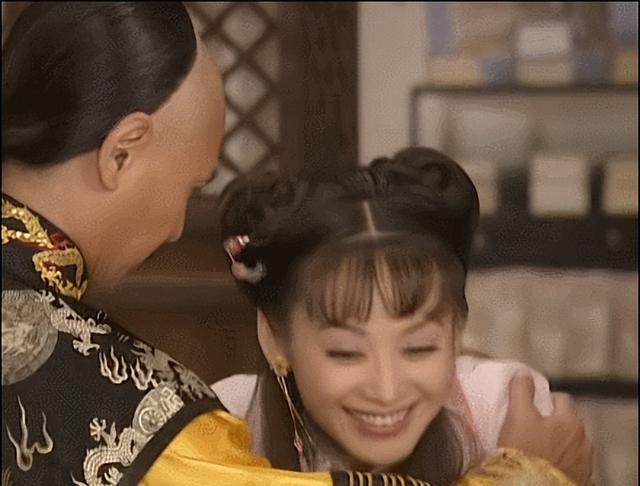 “排骨精”靠边站，丰腴美人才是真绝色，这10位女星美炸了