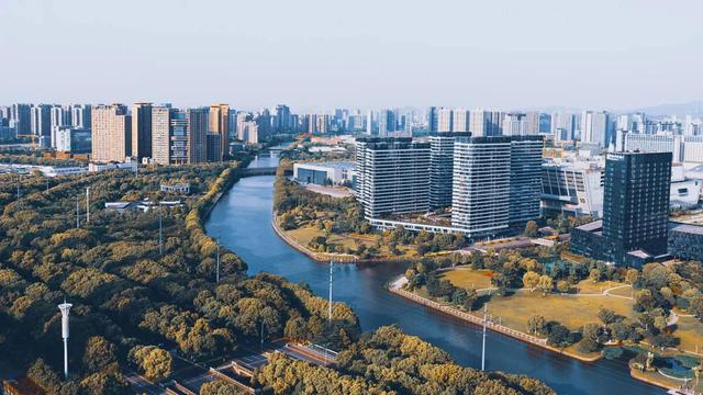 2021年全国GDP24强出炉：重庆无缘前四，宁波第12，西安垫底