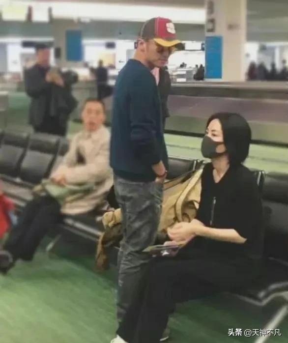 王菲是哪里人今年多大了，53岁王菲在福建寺庙祈福