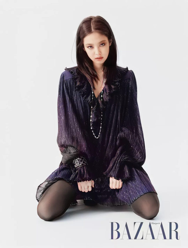 美颜相机怎么去水印，轻颜相机如何去水印（BLACKPINK拍封面被嘲“抠图打假现场”）