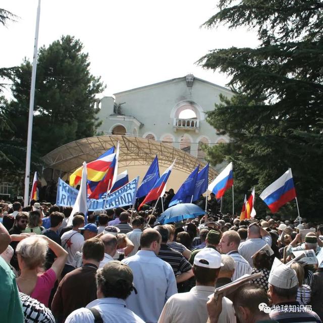 阿扎尔自治共和国，格鲁吉亚是哪个国家（想公投并入俄罗斯）