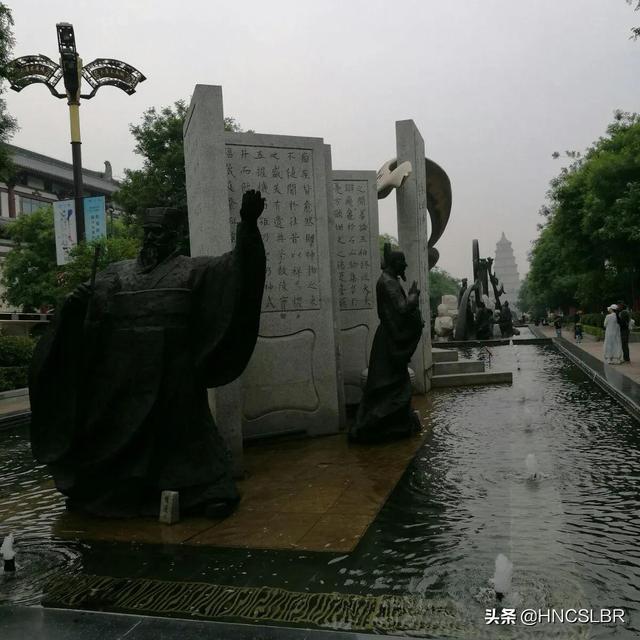 大唐不夜城简介，西安大唐不夜城简介（西安大唐不夜城）