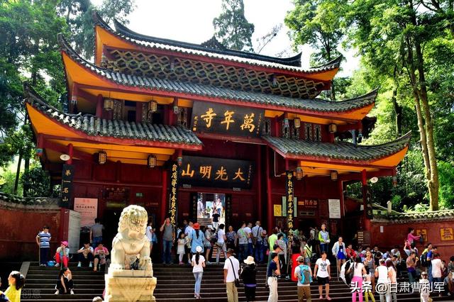 国内景点排行榜，国内景点排行榜前十名（中国15大最美风景）