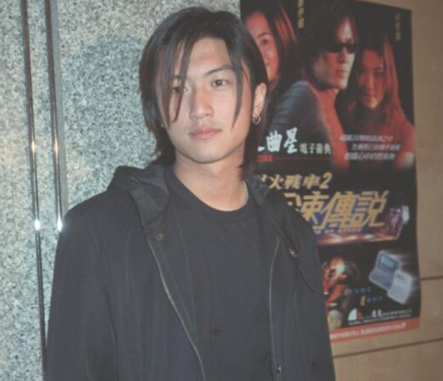香港英皇旗下艺人，星二代谢霆锋的曲折情史