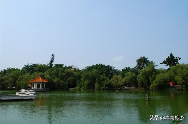 湛江旅游景点，湛江旅游景点大全介绍 湖光岩（广东省湛江市雷州市十大景区有哪些）