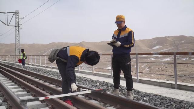 标准轨距（铁路人专属“神秘代码”）