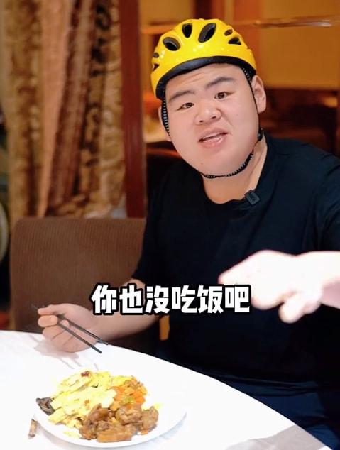 中国最胖的人3600斤，中国目前最胖的人是谁（“中国第一胖”王浩楠）