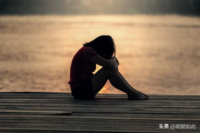 讨好型人格的形成原因，讨好型人格的形成原因他们在家庭中（心理学：对自己重视不够的人）
