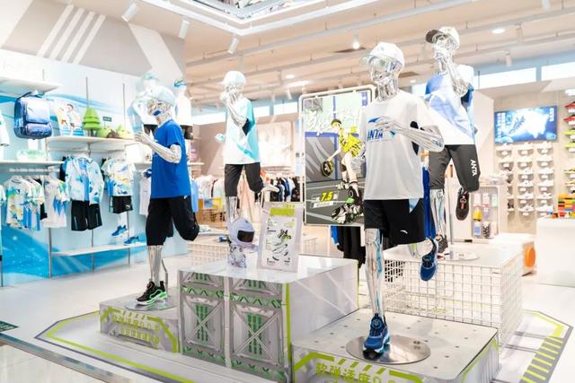 暇步士女鞋价格表，暇步士女鞋价格表和图片（贵友给你夏日不宅家的理由）