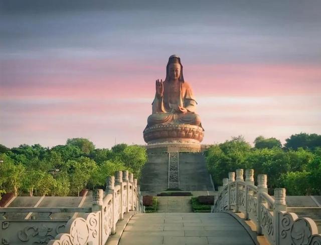 西樵山风景名胜区，佛山西樵山风景（“西樵大饼”有怎样的来历）