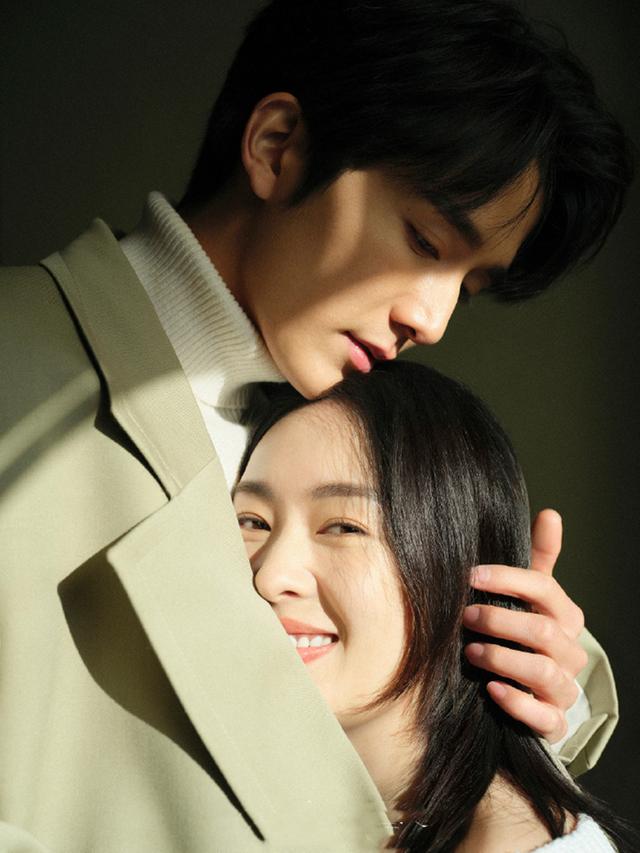 甜甜的年下恋，张新成《微暗之火》再演学霸