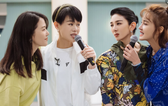 姜文前妻桑德琳，姜文的前妻（给“《浪姐3》中情史复杂的十位姐姐”排名）