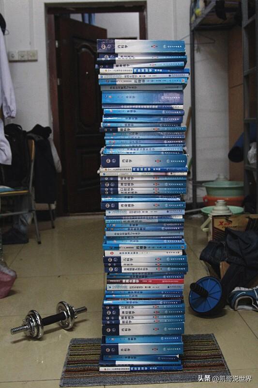 医学研究生读几年，医学全日制专业学位硕士要读几年（大学四年的难度堪比高考）