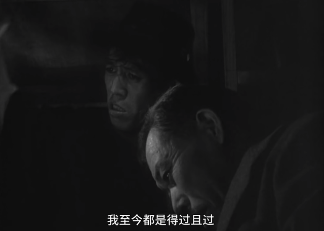 韩国电影活着结局，韩国活着电影的结局是什么（胃癌死前还要继续打工）