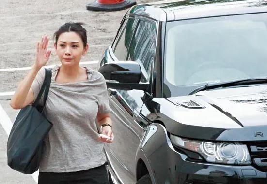 香港女明星名字，av女星名字大全（拍过“风月片”的九位港台女明星）