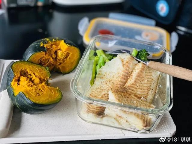 极品网红f罩杯,181cm“小唐嫣”身材火辣逆天大长腿F胸杯大围度直击心脏太吸睛了 极品网红f罩杯,181cm“小唐嫣”身材火辣逆天大长腿F胸杯大围度直击心脏太吸睛了