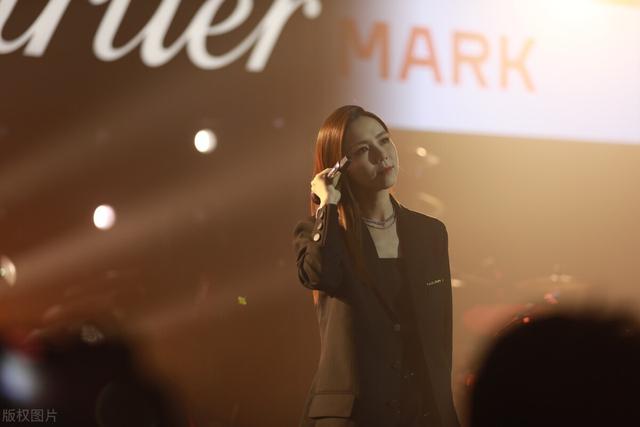 爱有多远的演员，爱有多远的演员表涓子和书记（邓紫棋《多远都要在一起》的背景故事）